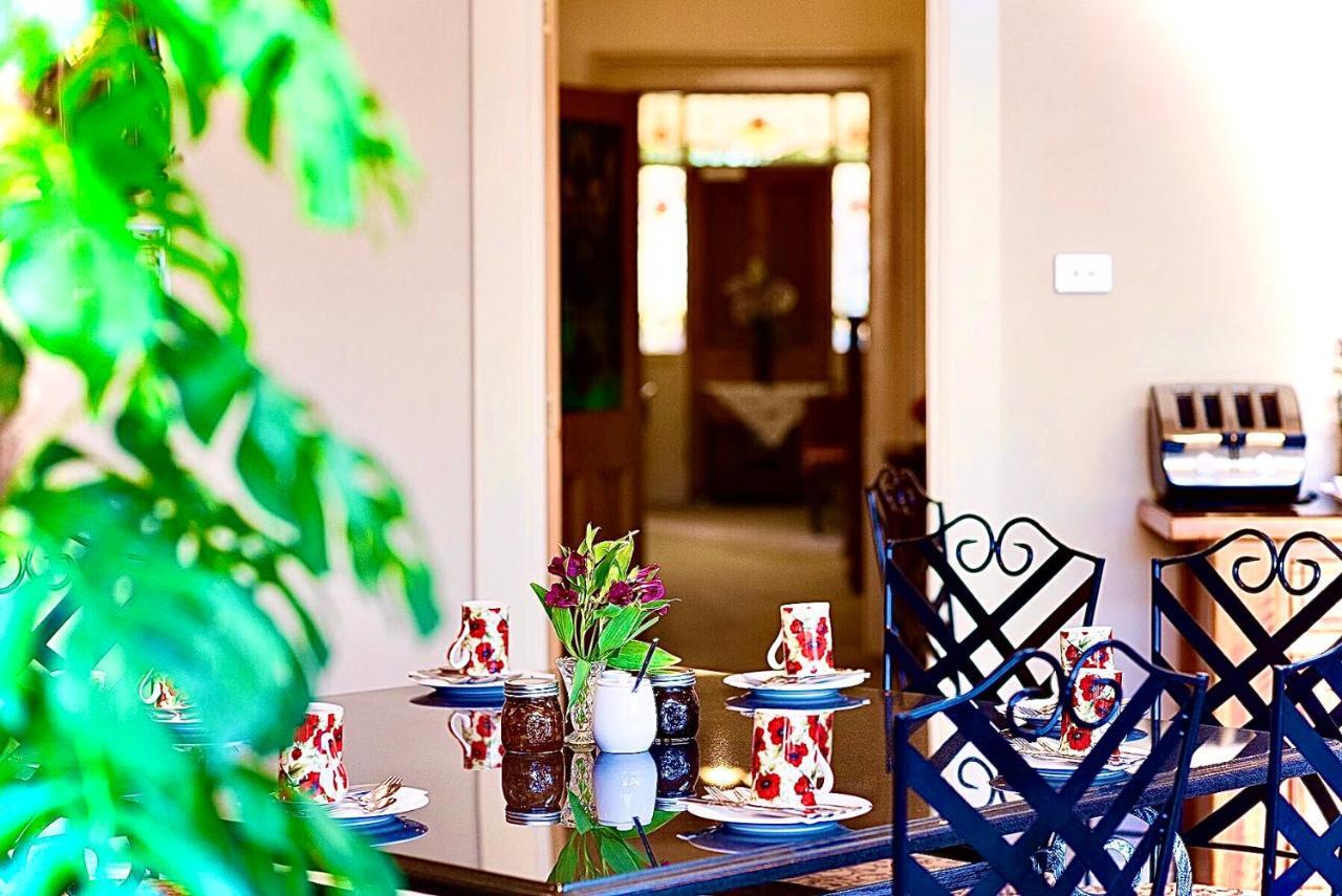לינה וארוחת בוקר לונסטון Kurrajong House מראה חיצוני תמונה